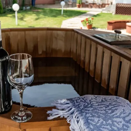Holiday home Vadszolo Apartmanhaz